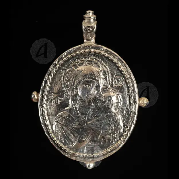 Ασημένιο Βιδωτό Μενταγιόν με την Παναγία (135) -  Κοσμήματα στο Athonian.gr